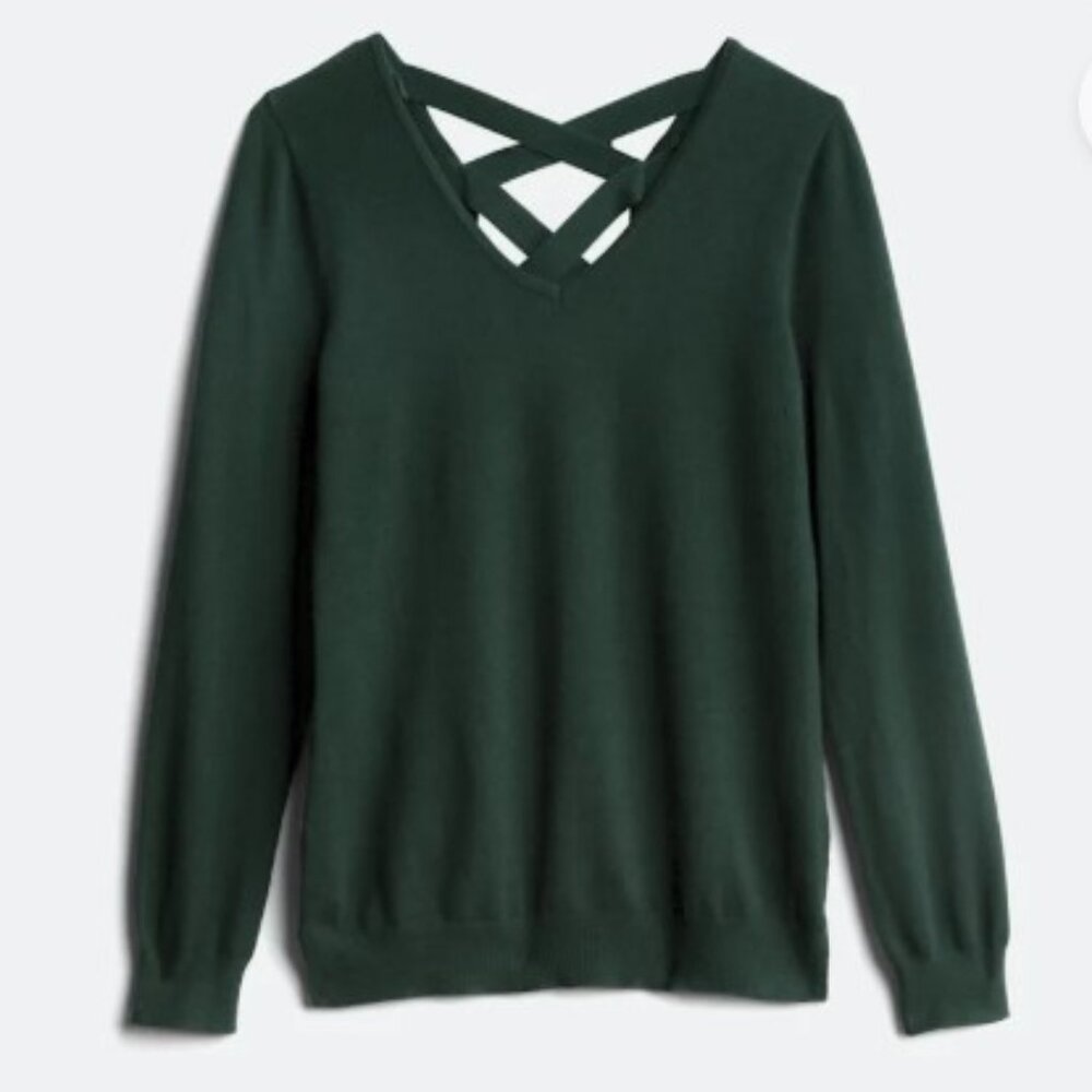 Mia Back Detail Pullover Light Sweater